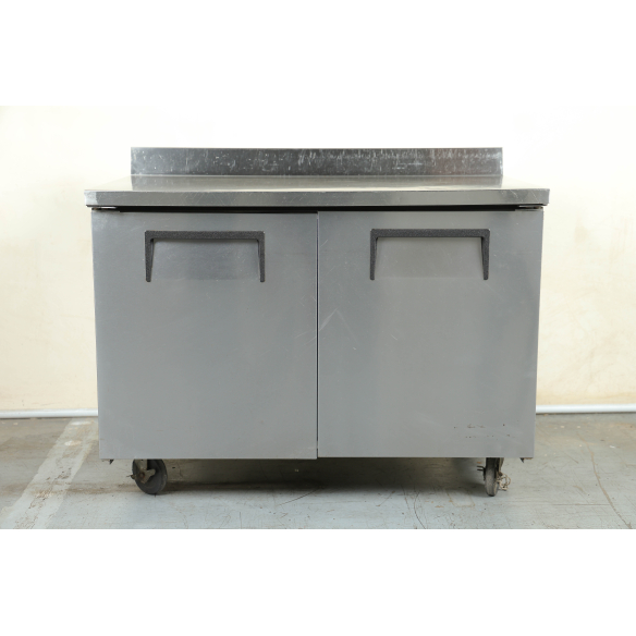 Used True ,TUC-48, Two-door refrigerator with worktop and rear lip