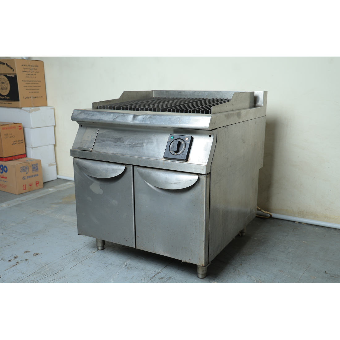 Used Linkrich electric charcoal grill based on a cabinet|mkayn | مكاين