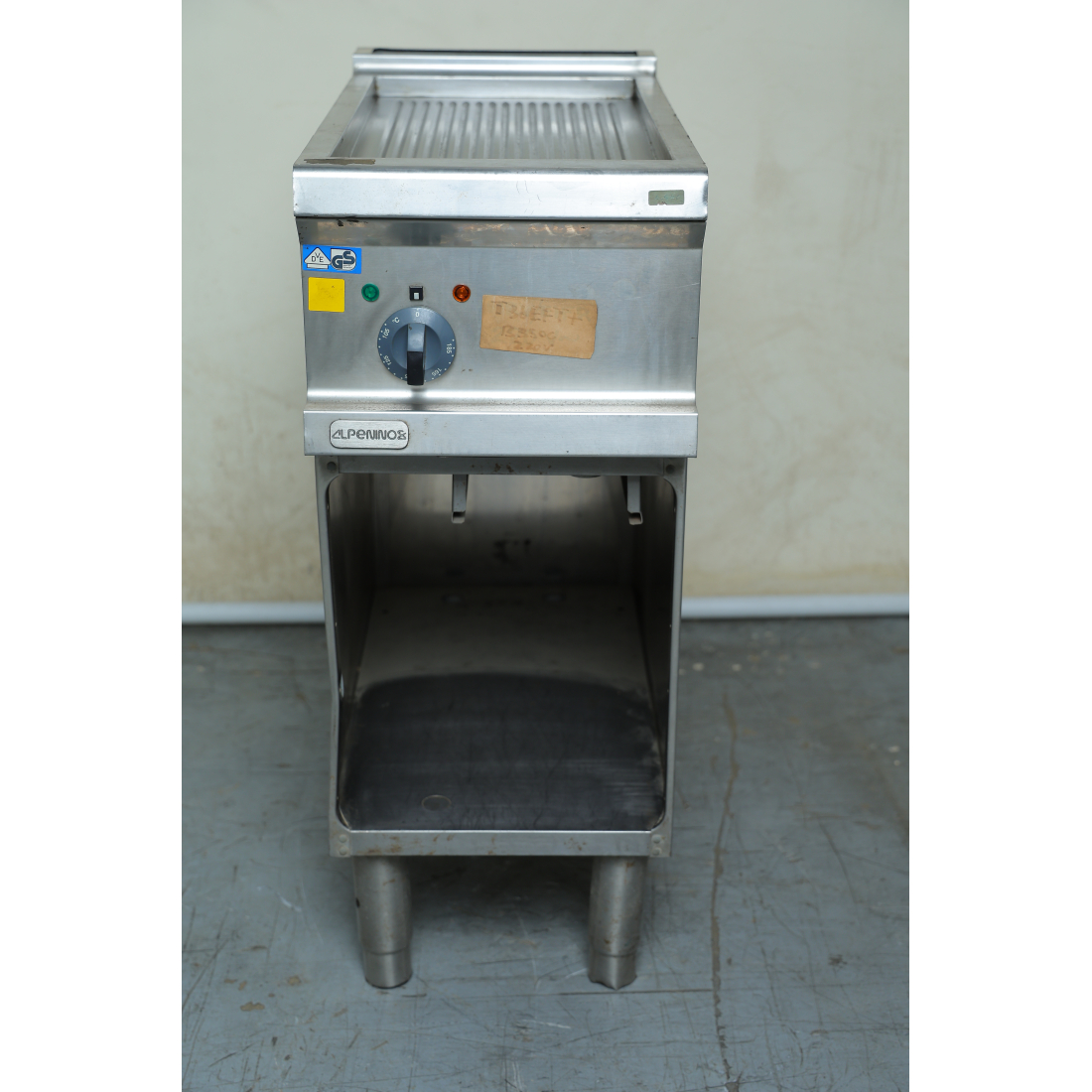 Used Alpeninox Ribbed Electric Griddle On Neutral Base 40 cm|mkayn | مكاين