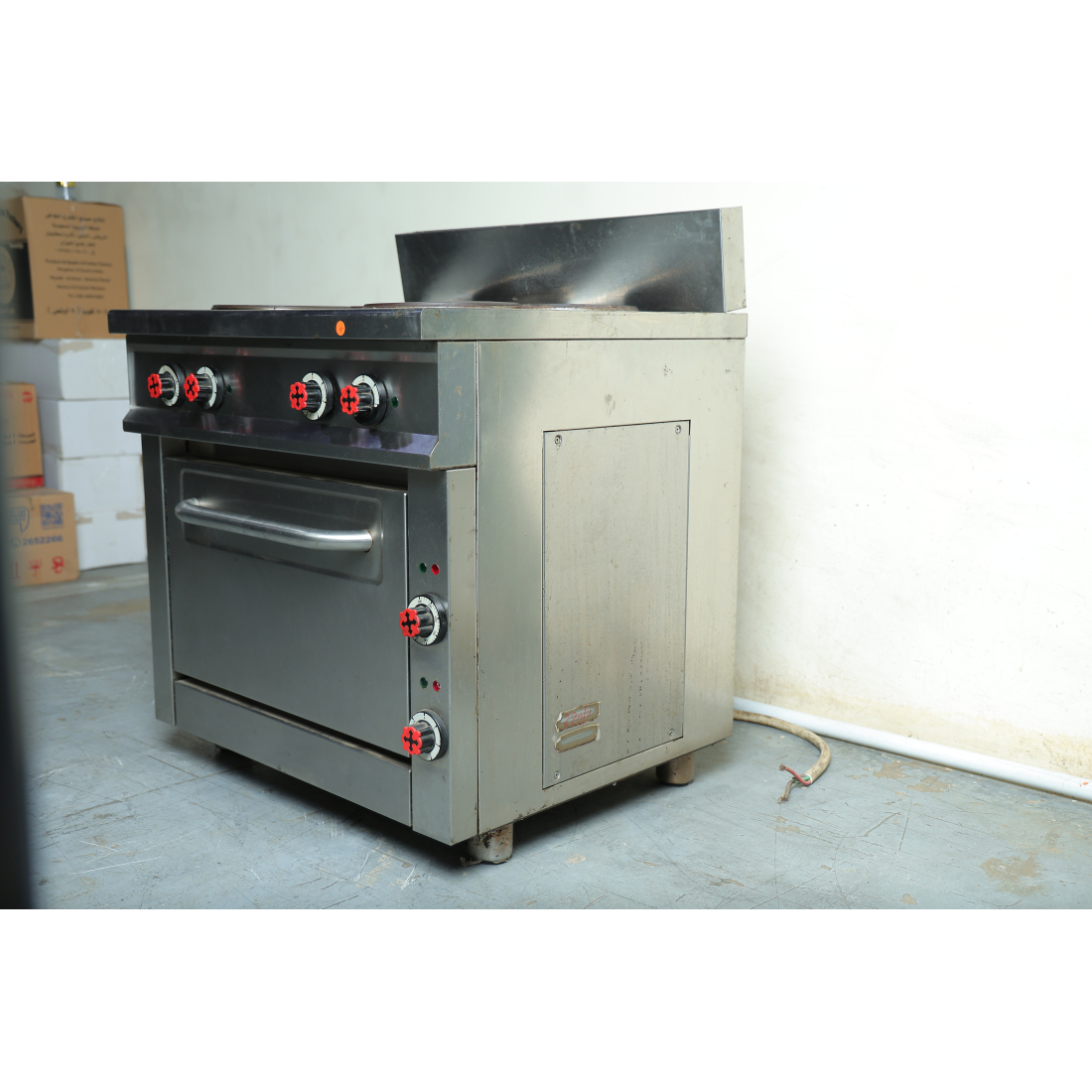 Used Offcar 4-burner electric stove with oven|mkayn | مكاين