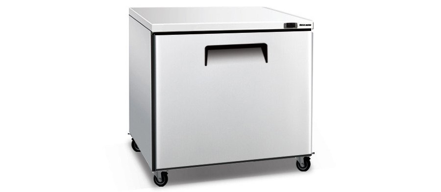 omaj-pro-under-counter-freezer-work-top-1-door.jpg
